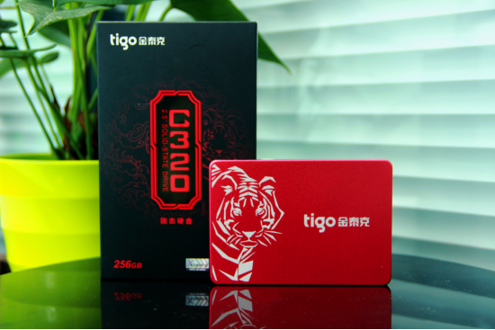 ssd|回归匠心,振兴国芯,金泰克国风SSD C320评测来了!