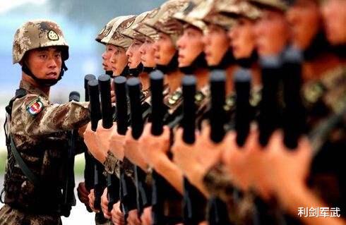 「」一旦我国进入战备状态，普通人需要上战场吗？做好这3点能保命