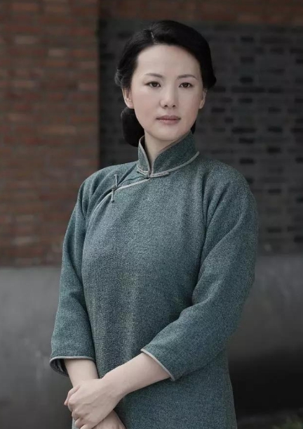 陈道明|49岁荣获影后，陪陈道明8年不求名分，今嫁王菲初恋成人生赢家