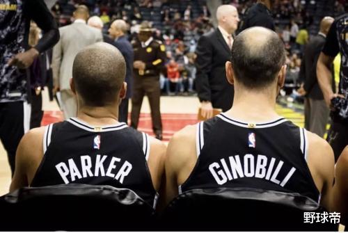 马刺队▲13年热火对马刺总决赛抢七,韦德23分,波什0分,而詹姆斯是这数据!