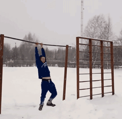 |“抢劫运输高考试卷的车还有运钞车，哪个更严重？”答案意想不到，哈哈哈哈