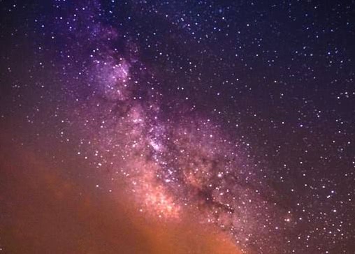 『』日月星辰，“日”是太阳，“月”是月亮，“星”是星星，那“辰”是什么？