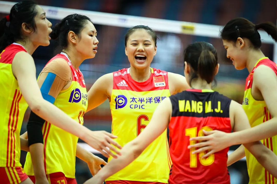 「刘晏含」观点:中意两支女排的实力对比,让李盈莹刘晏含有希望一起去东京