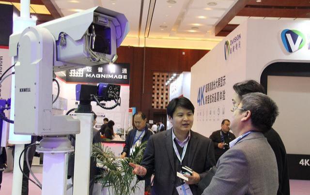 大学|“烧脑”的4个大学专业，学起来让人头秃，工作后：恩，真香