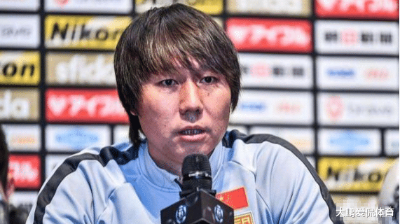 国足@漂亮!比起阿洛进国足,FIFA又给国足送1礼,李铁不逆袭说不过去!