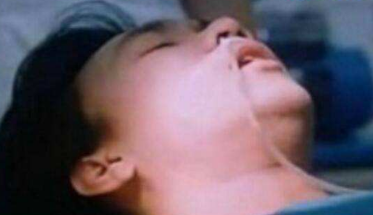 李连杰|意外“惨死”的5大明星，最后1个要是活着，成龙李连杰都只能看他眼色