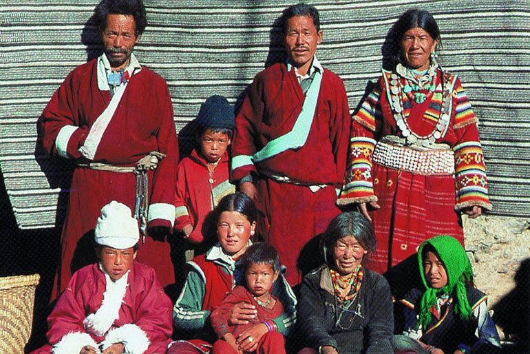 #尼泊尔#尼泊尔“共享妻子”该怎么生活？ 嫁给同一家兄弟，婚后生活不易