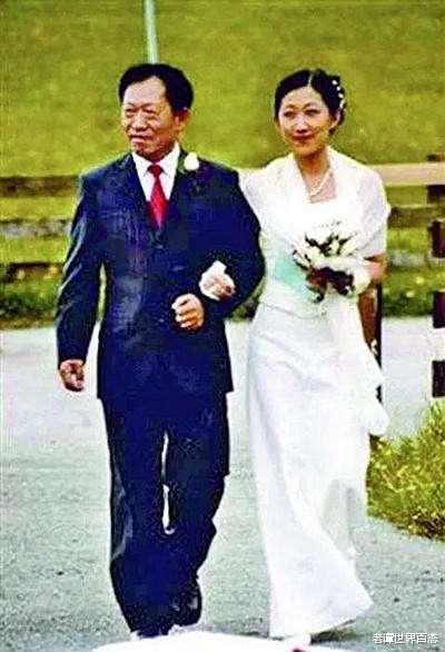 东风导弹@我国最大的叛徒！ 仅因40万美金，转手将东风导弹资料送出