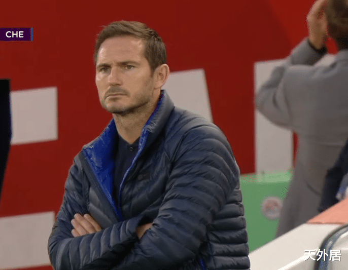 切尔西|让你赛前嘲讽对手!切尔西半场被利物浦踢成筛子,兰帕德绝望眼神