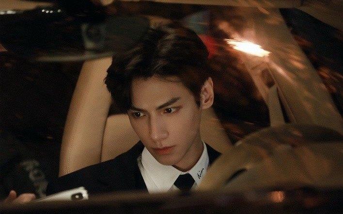 白梦妍|白鹿新剧《九流霸主》即将上映,开启霸屏模式,看到男主收视稳了