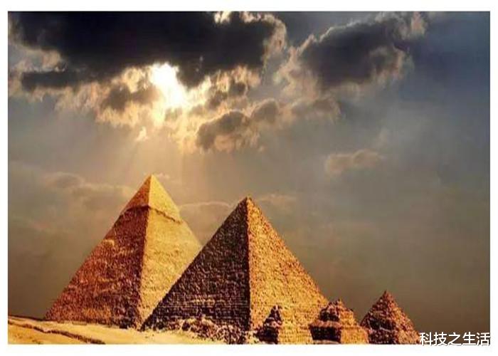 金字塔■金字塔真的是奴隶建成的？科学家发现神秘图纸，真相可能出现！