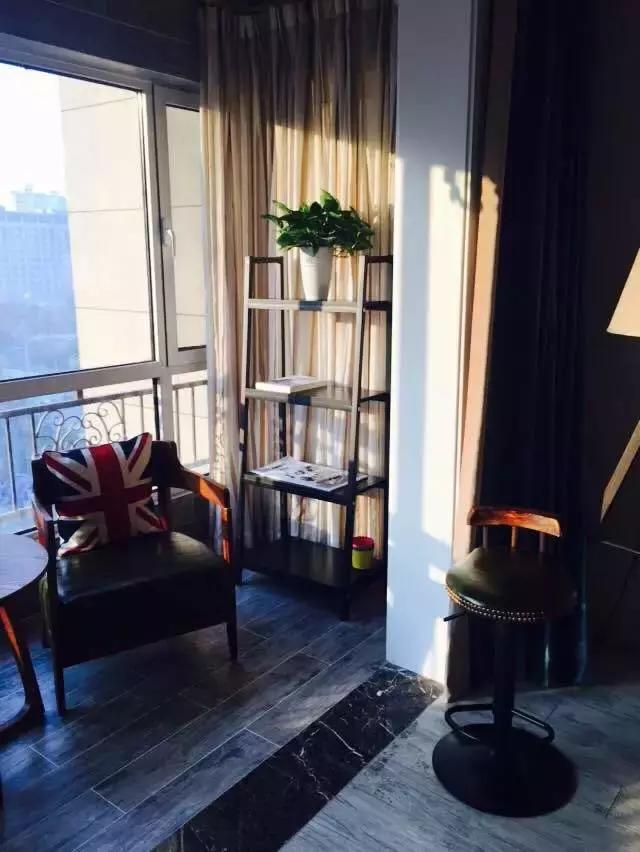 如果想要阳台改造成书房？那么前期要这么做，四点不能漏！