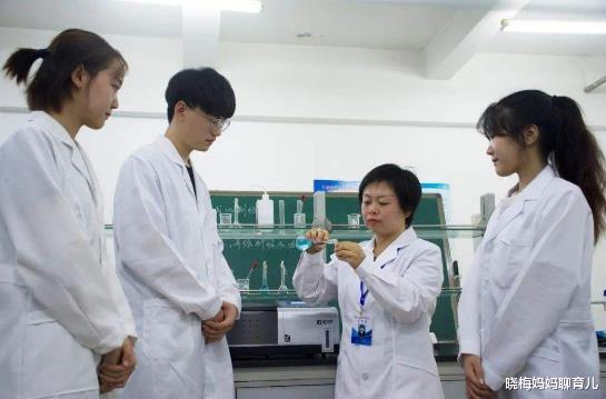 教育部|教育部:2本生建议学这4个专业,虽不是热门,但毕业年薪达12.5万