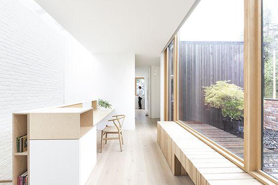 |将落地窗抬高20公分，院子室内都多排卡座，全家人都跟着享福！