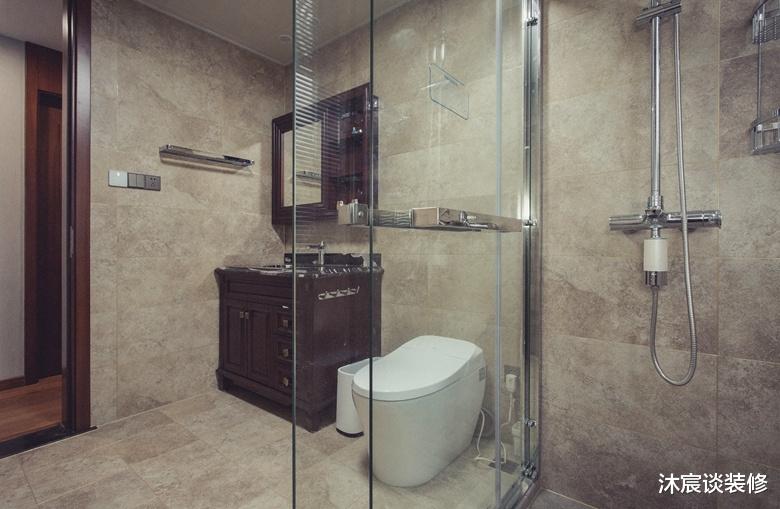 |三代同堂住新中式大平层,室内古朴温馨,沉稳大方,让人安逸舒适