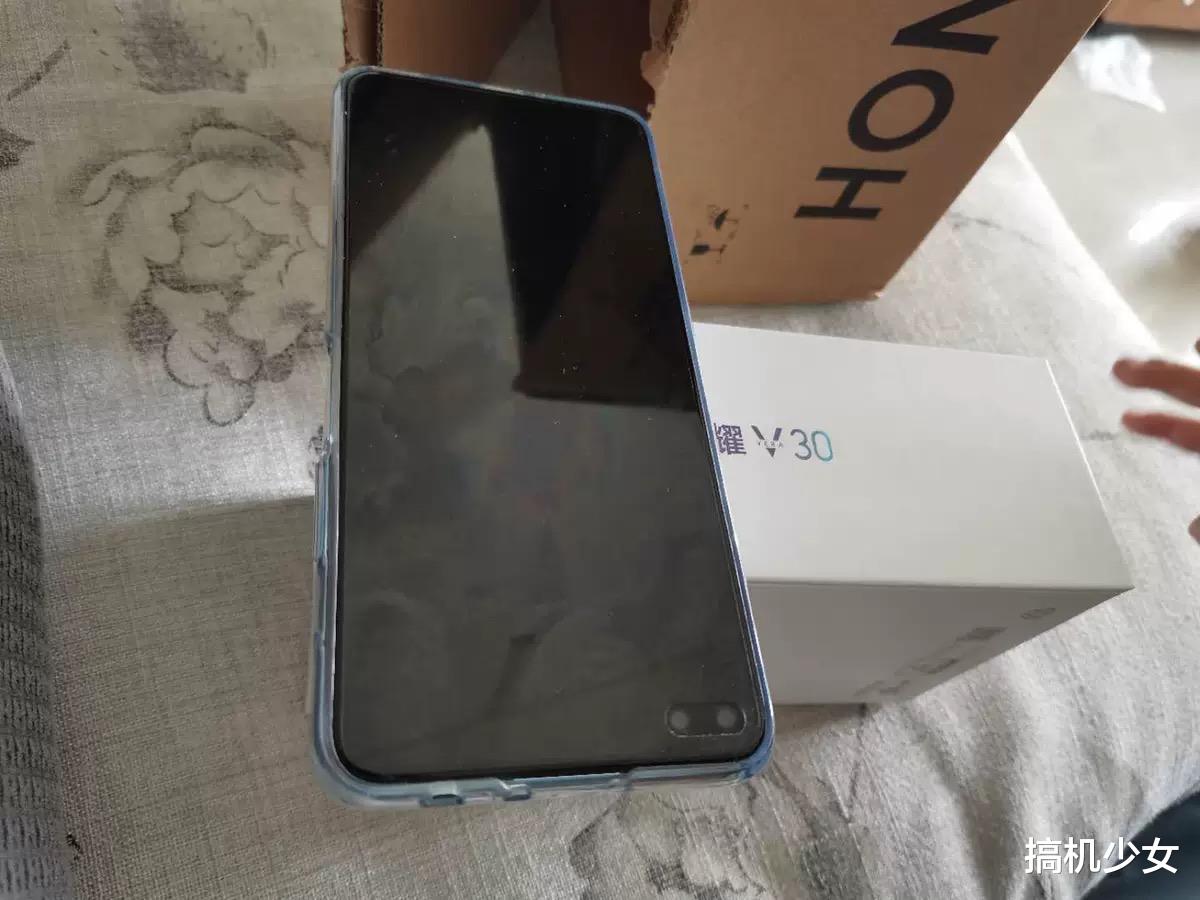 5G@性价比暴涨，麒麟990+128GB+40W快充，华为5G手机从3299跌至2299