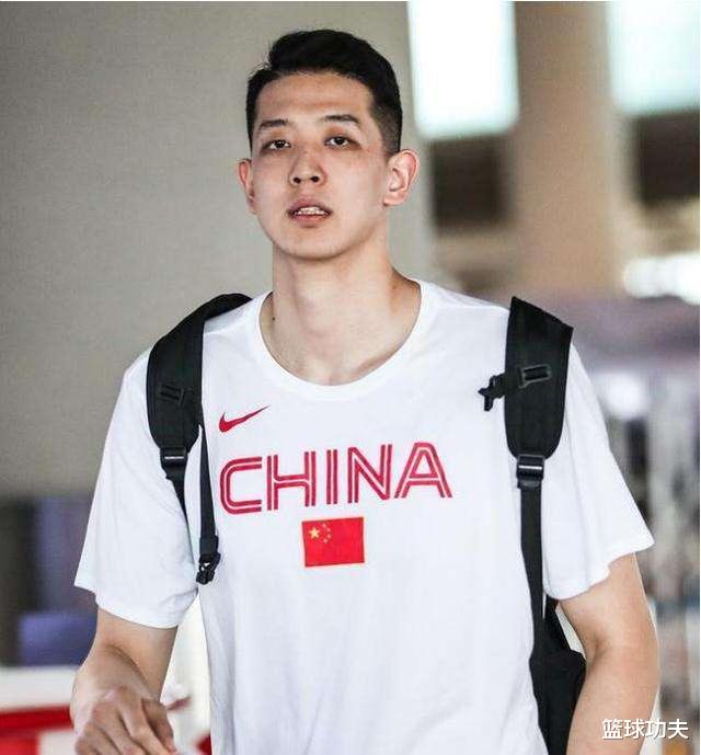 中国男篮|中国男篮新星：花7个小时做头发不浪费时间！白瞎了这NBA级别的天赋啊！