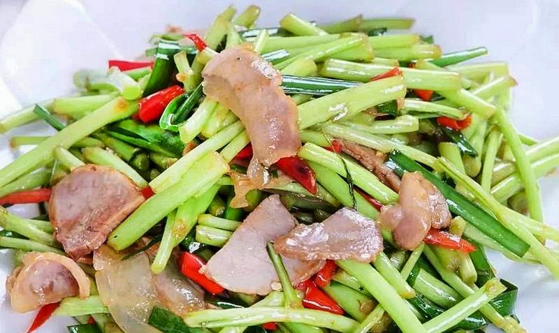 野菜|曾是河边1杂草,今15元1斤,李时珍:久食补中益气,明目轻身