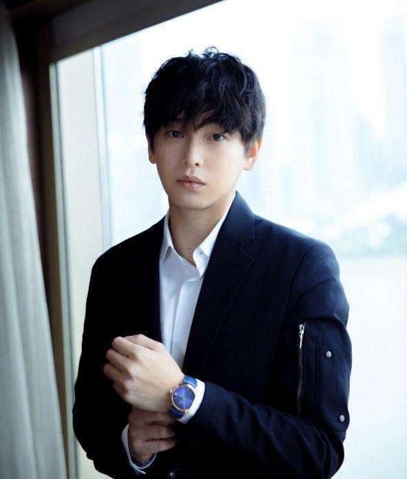 「郭麒麟」《向往的生活》两个90后，一个痛病缠身，一个赛过大胃王