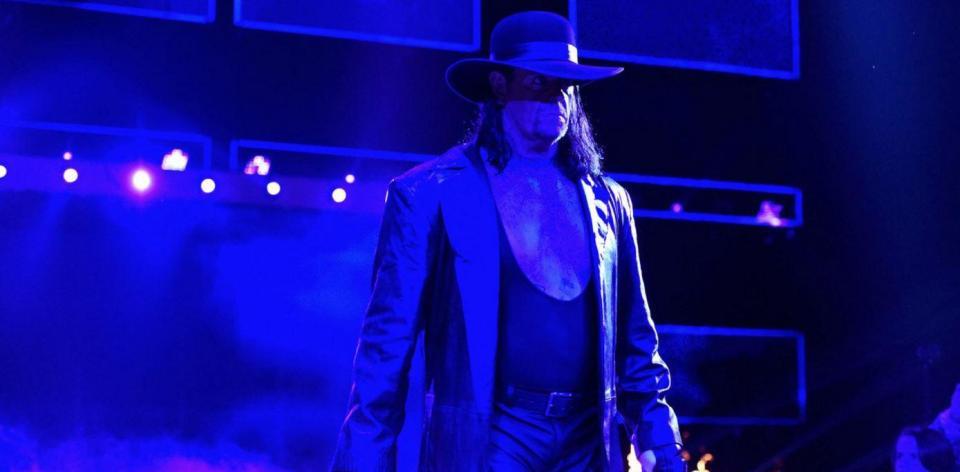 卡卡■WWE为什么塞纳是公司的台柱选手？黑客指示合约阶梯大赛！送葬者的纪录片！