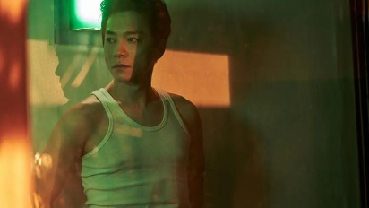 武侠剧▲万福金永敏50岁超童颜 夫妇的世界渣穿地心 与记者娇妻已结婚12年