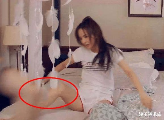 「佟丽娅」佟丽娅真人有多撩？看她抬腿的那一刻，网友：小心脏怦怦跳！