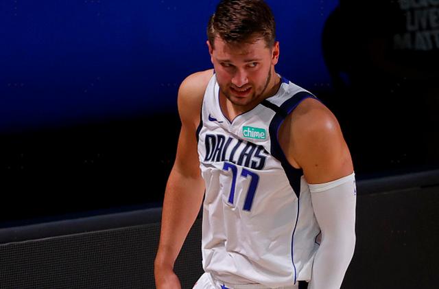 卢卡·东契奇|最惨烈首轮！3次驱逐+4次冲突 东契奇遭针对：快船刺头疯狂盘外招