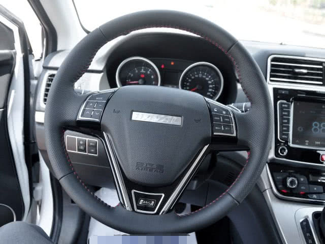 「哈弗m6」哈弗又一款SUV火了，大卖15098台，比二手车靠谱，仅5.75万