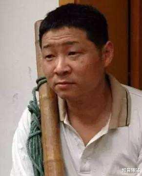 『三德子』同演太监\三德子\,一个拿影帝,一个隐退养鸡身价过亿娇妻在怀