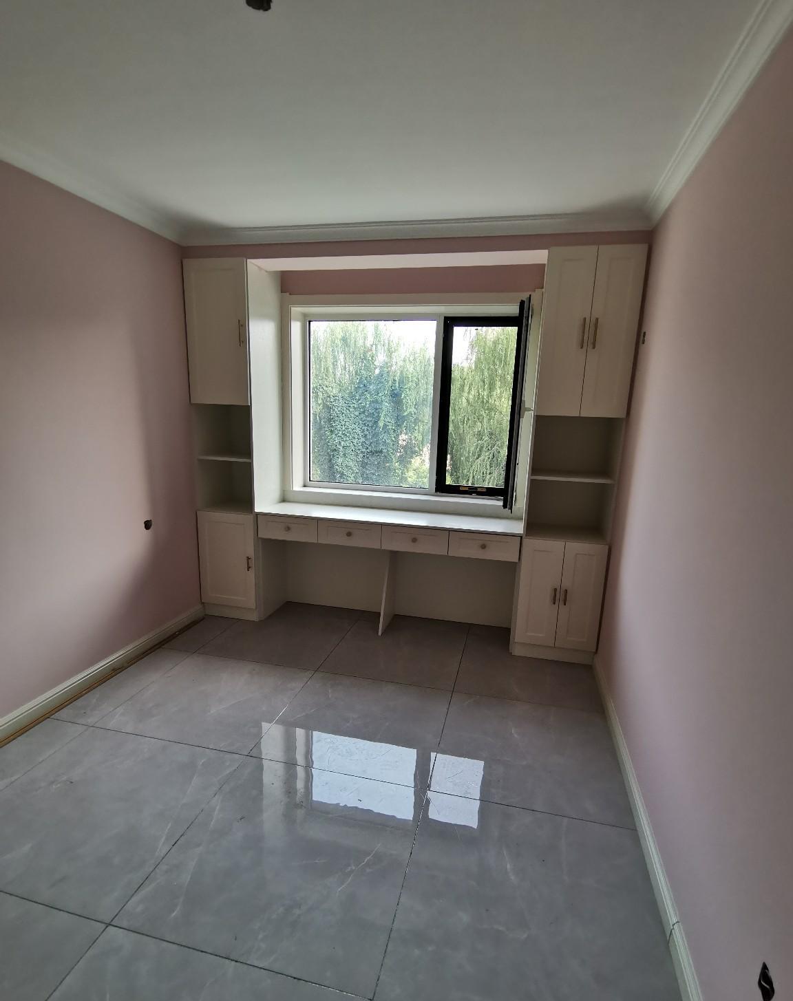 |124平的新房装修,10万只完成硬装,最满意客厅电视背景墙!