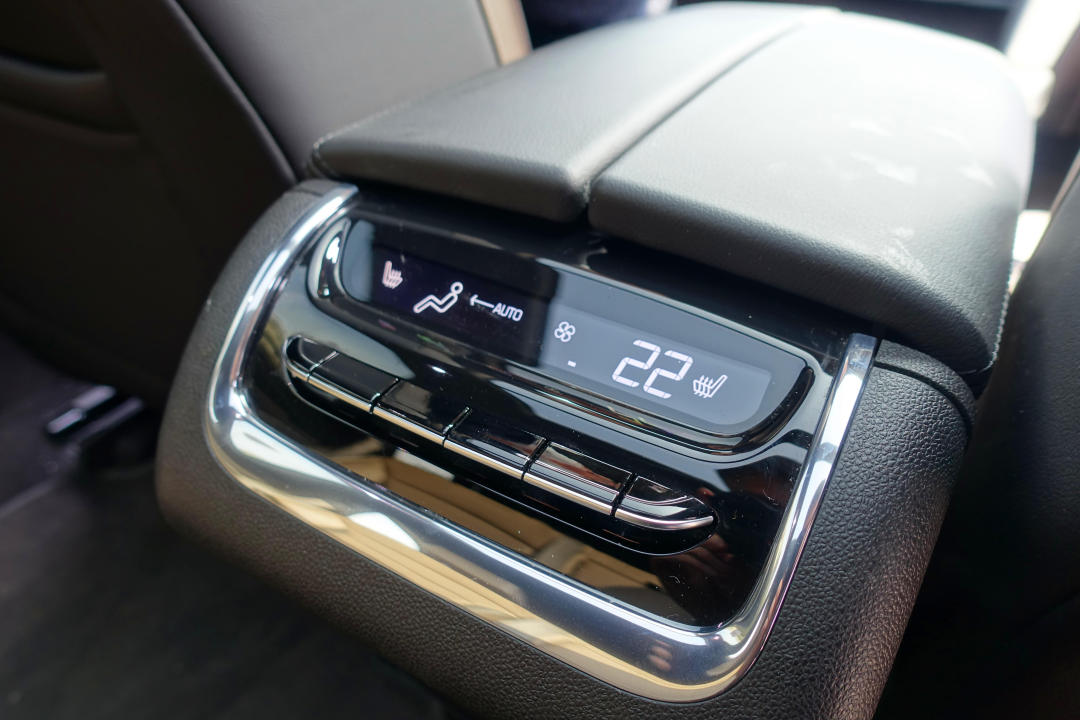 「别克」七座SUV选工具车还是品质车？别克昂科旗重新定义豪华中大型SUV！