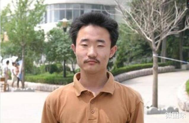『理科状元』我国高考史上分数最高的三个人：均是其貌不扬，现状与普通人无异