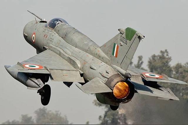『印度』印空军500亿紧急采购战机，陆军抢购柴油，印军为啥继续升级军力