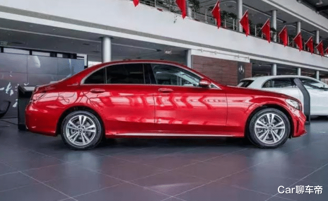 [奔驰C级]奔驰20款豪华轿跑，从30多万降到23万，长4.8米配9AT能入手？