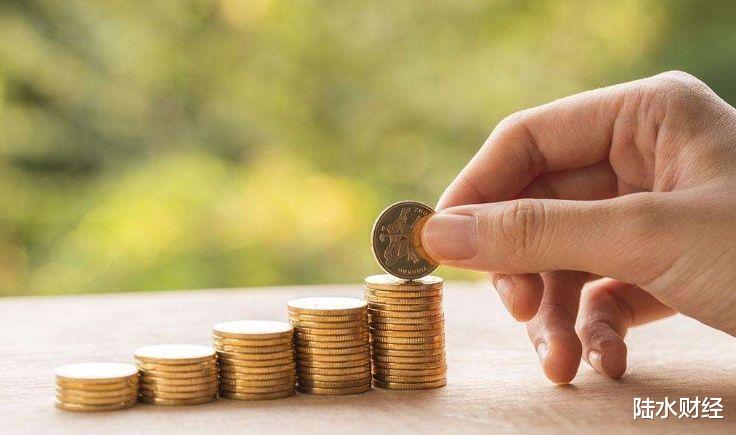 「」靠工资理财，10年赚7000万，他总结出这几点秘诀！