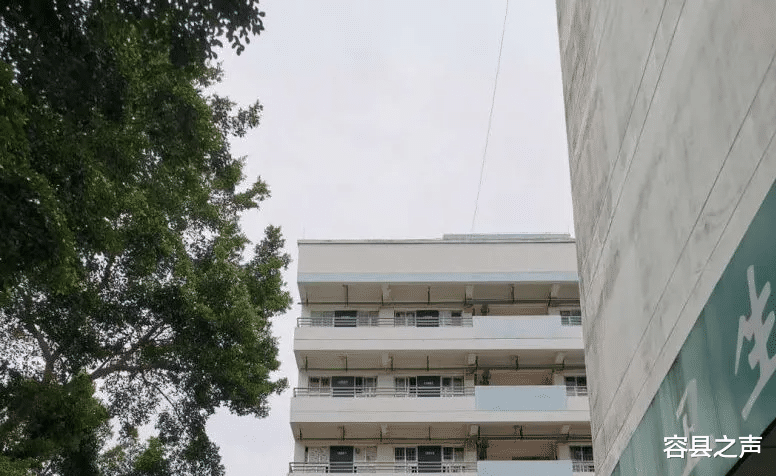 容县之声|不幸！广西一高校男学生从七楼坠下，送医后不治身亡
