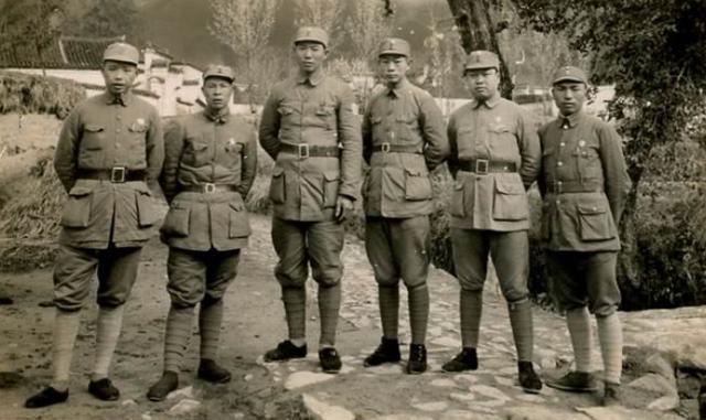 解放战争|解放战争期间,我军牺牲了4位高级将领,若没阵亡能评什么军衔?