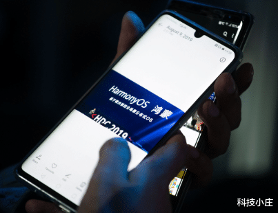 『华为p40』鸿蒙又立大功?全球手机流畅度排行榜出炉,华为P40Pro位居第二!