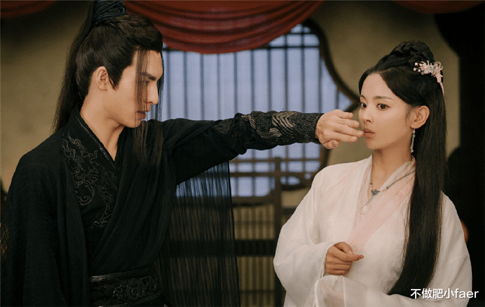 战狼3|日播量“最高”的4部剧，《琉璃》8509万仅第2，榜首已刷屏