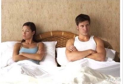 “分分合合床”上熱搜：夫妻吵架分床睡真好嗎？聽聽過來人大實話-圖4