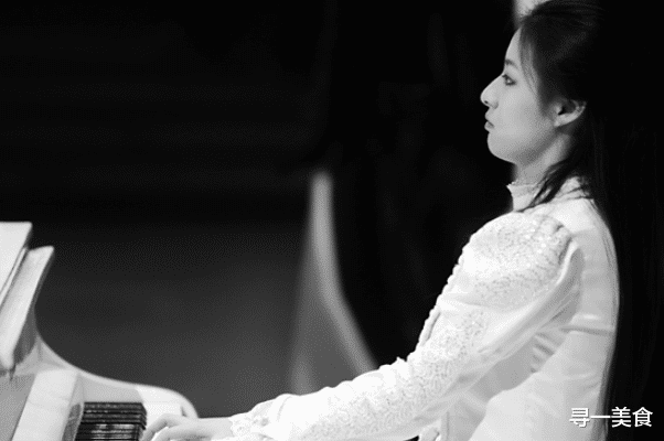 我不是故意逃避|音乐学院毕业的郎月婷，不仅是一个钢琴演奏者，同时也是演员