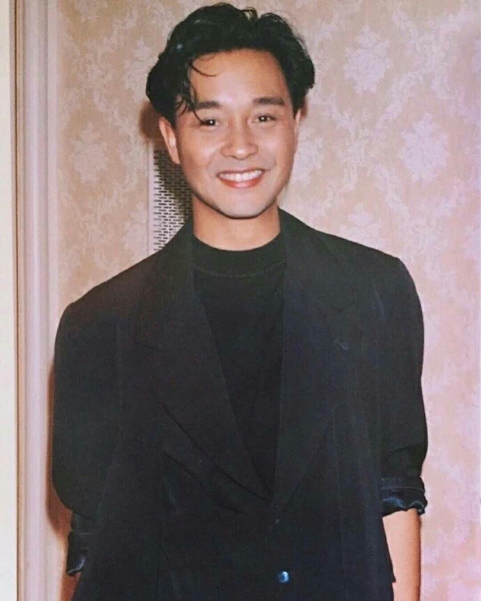 张国荣|他本是张国荣的接班人，三演傻子却获三次影帝，如今娶西游记中的红孩儿为妻