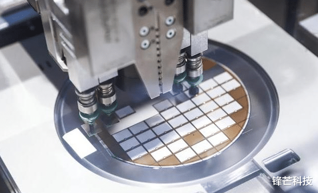 【芯片】中微花费100亿，研制先进光刻机，突破芯片术封锁，5纳米可量产