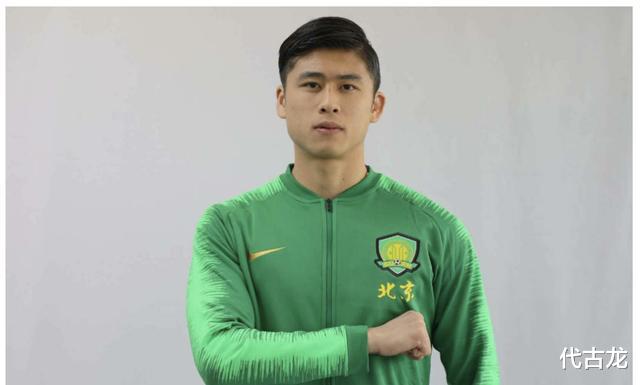 #杨祐宁#王者归来，张玉宁热身赛取得进球，国安全华班的锋线扛旗者