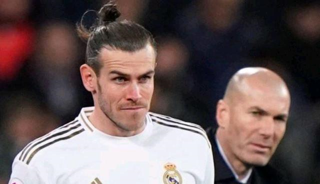 皇家马德里■运气爆棚!欧冠停摆让齐达内危机解除,两大巨星复出力助皇马翻盘