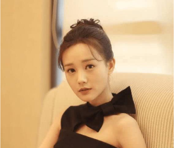 「韩剧」扶不起的“阿斗”？出道3年担任9部剧女一号，网友：电视剧绝缘体