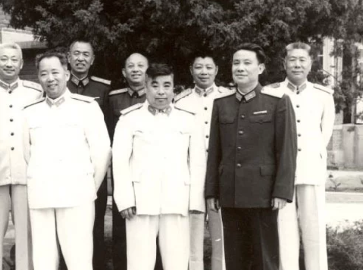 林彪|林彪的四野名将居多，第一名将非他莫属，网友：当之无愧