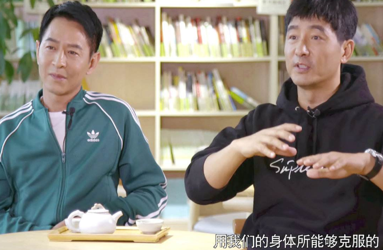 伪装者|哥哥凭《伪装者》走红，弟弟拿下影帝，却少有人知道他们是亲兄弟