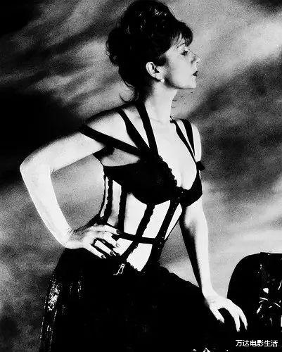 海伦·米伦@为了撕掉“敢脱”标签,她一等就是半辈子