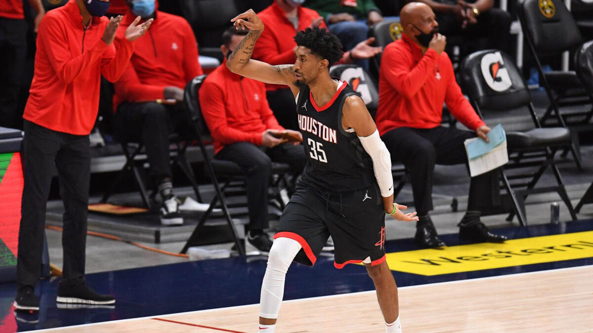 伍德|火箭一夜4消息！伍德加盟原因曝光，哈登传闻更新，考神谈技犯